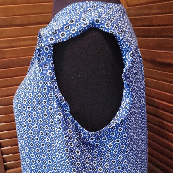 LOFT Blue Sleeveless Blouse with Mandarin Collar - Picture 5 of 10